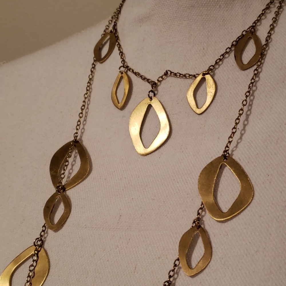 Layered statement necklace - Picture 2 of 5